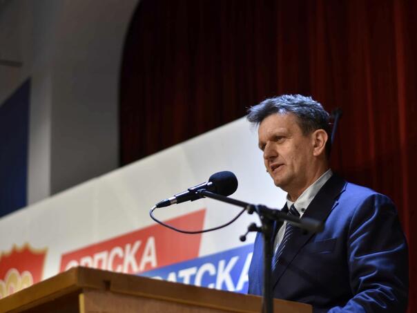 CIK kaznio SDS sa 7.000 KM zbog vođenja preuranjene kampanje