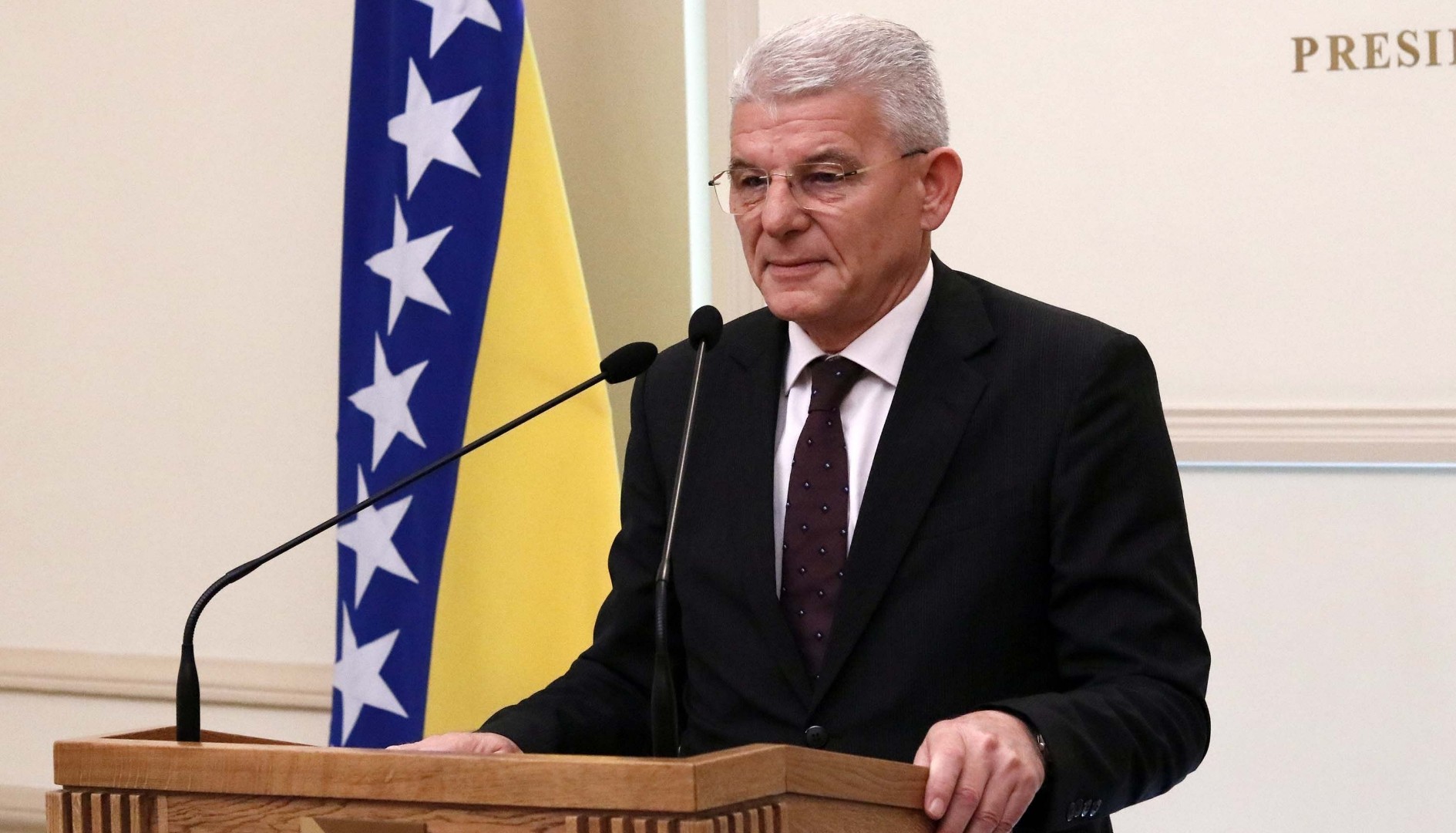 CIK ne mora čekati na konačno usvajanje budžeta, Schmidtove odluke su izvršne