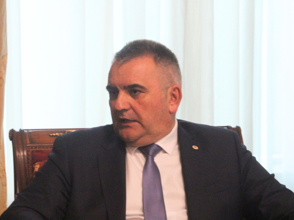 CIK neće pokrenuti postupak: Vlada RS pred izbore dijeli pomoć penzionerima