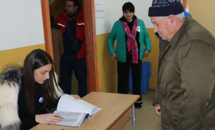 CIK objavio izlaznost do 15 sati: U Bihaću glasalo 13.255, u Tuzli 18.474 birača