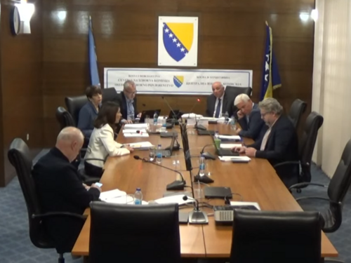CIK odbio poništiti kandidaturu SNSD-a na prijevremenim izborima u RS