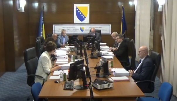 CIK: Ponovo se broje glasovi sa 45 biračkih mjesta za PS, NSRS i skupštine