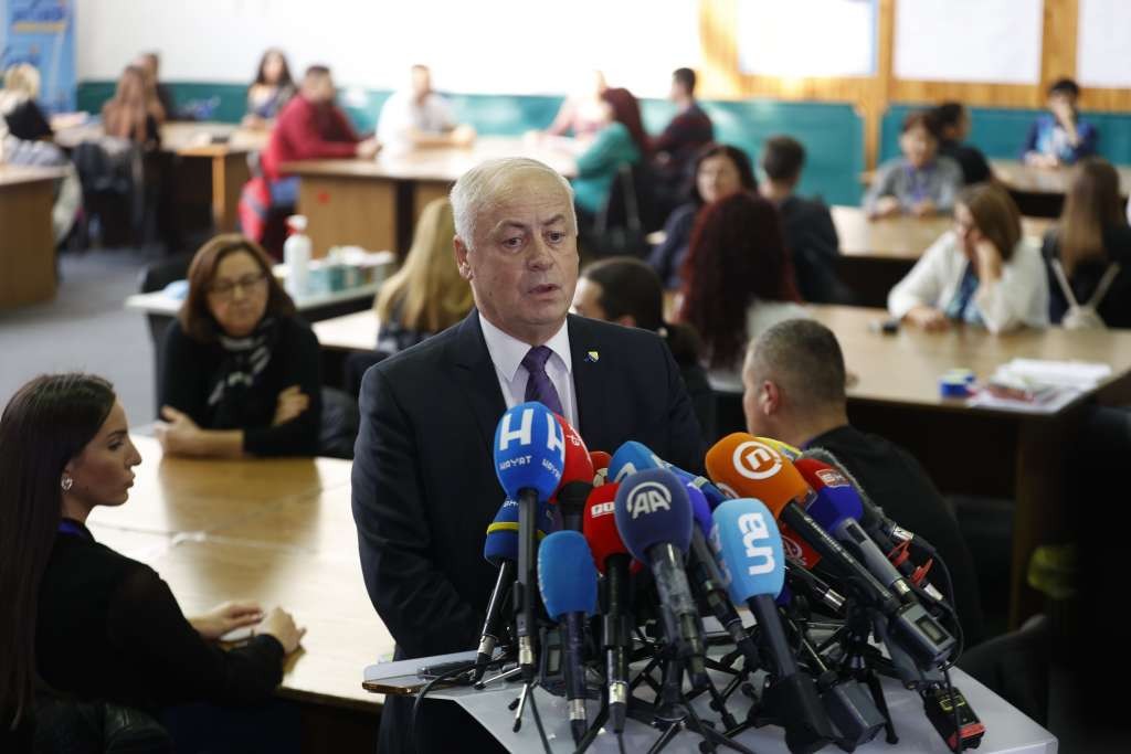 CIK BiH izdao novu Naredbu za brojanje, OHR dao podršku