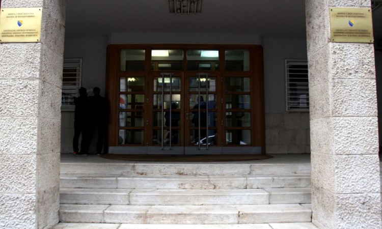 CIKBiH poziva sankcionirane političke stranke da izvrše uplatu novčanih kazni