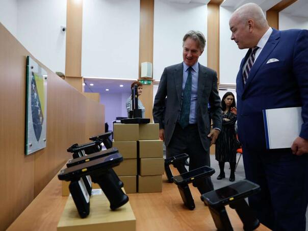 CIKBiH savremenom opremom unapređuje procese u svom skladištu