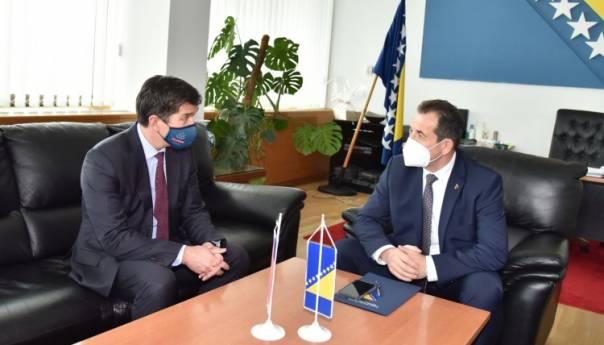 Cikotić i Nelson o sigurnosnim izazovima i aktuelnoj političkoj situaciji u BiH