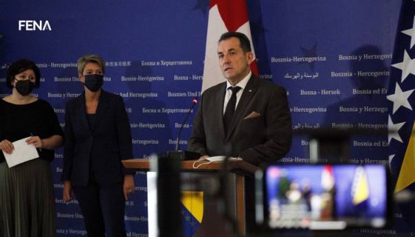 Cikotić - Keller-Sutter: Pojačati napore u upravljanju migracijama