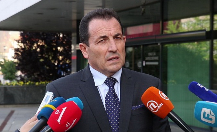 Cikotić: Migranti se trebaju vratiti u kamp 'Bira'