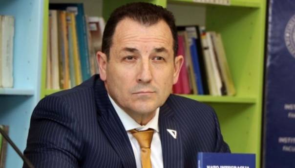 Cikotić s komandantom štaba NATO-a i ambasadorima Austrije, S. Arabije i UNHCR-a