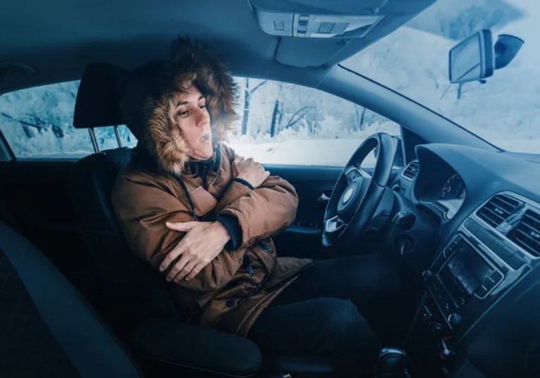 Čim uđete, palite grijanje? Velika pogreška! Evo kako najbrže ugrijati auto