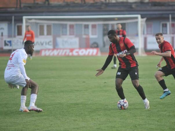 Činilo se da će Tuzlaci do pobjede, ali na kraju remi Slobode i Veleža!