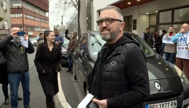 Cirkus: Urednik Informera otišao u zatvor, Dveri mu davali sapun