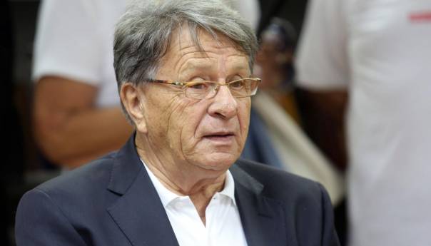 Ćiro kroz suze: Svi čekaju da ja odem, a otišao je Cico