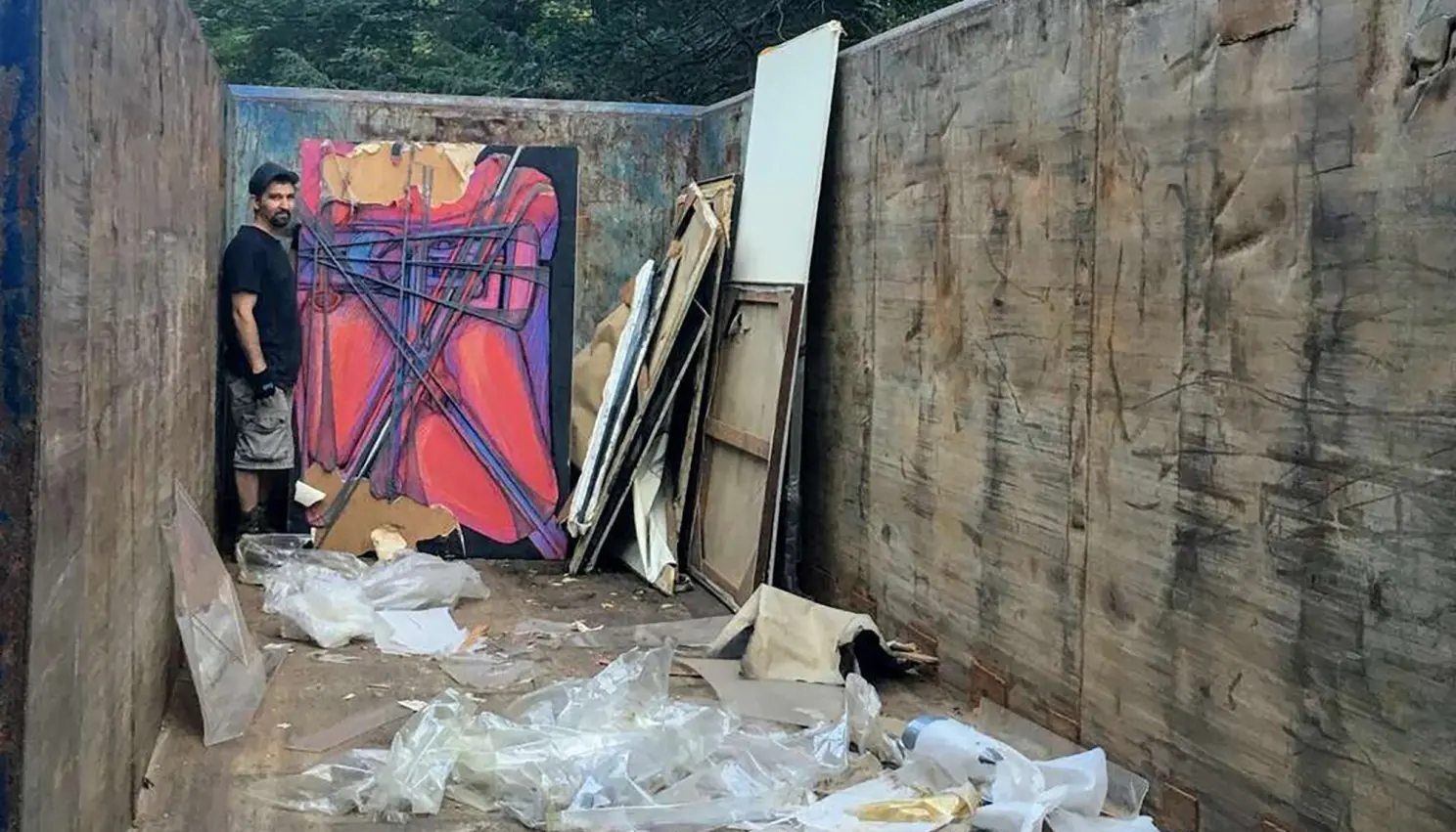 Čisteći štalu pronašao slike vrijedne milione dolara