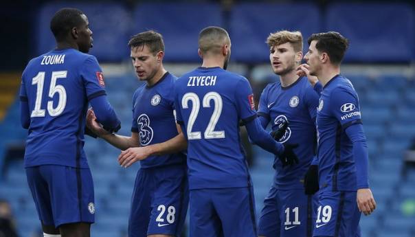 City i Chelsea rutinski slavili, četvrtoligaš izbacio Leeds