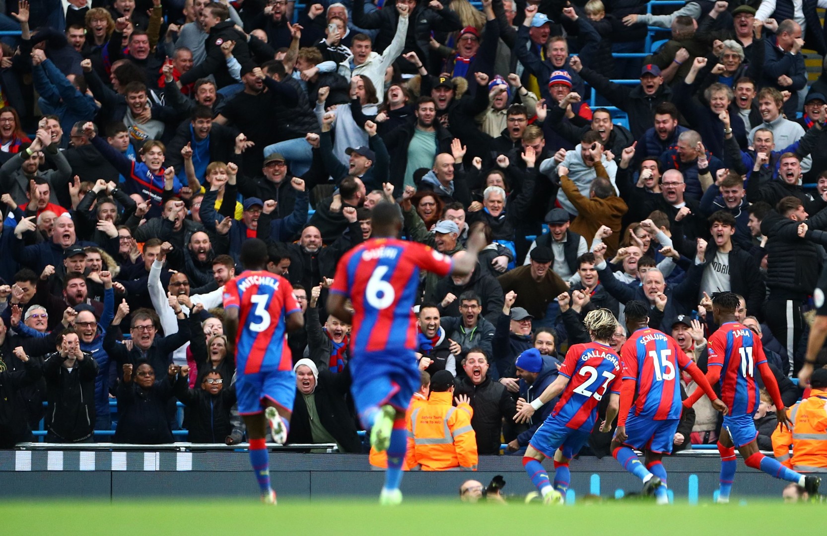 City i Liverpool kiksali, Chelsea siguran