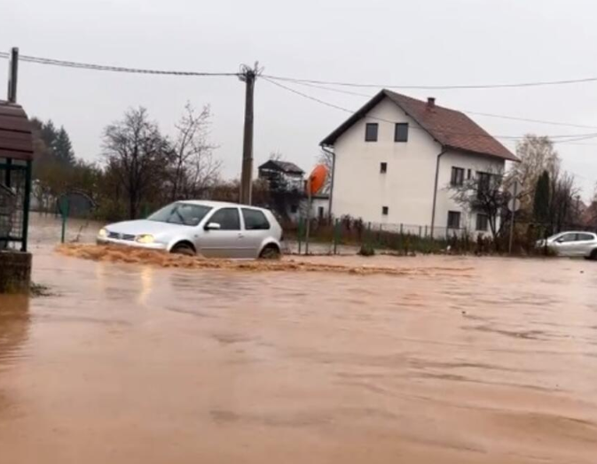 Civilna zaštita KS izdala upozorenje zbog mogućih poplava