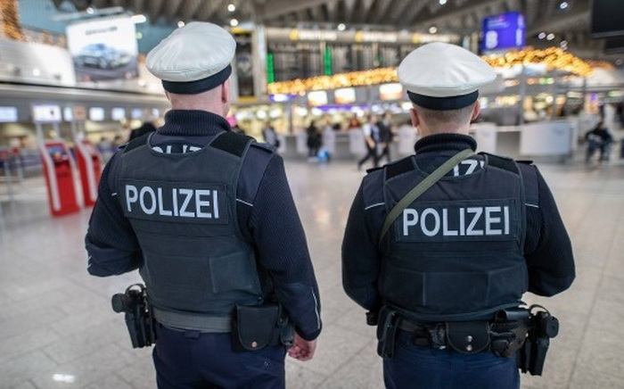 Članica Islamske države uhapšena po povratku u Njemačku