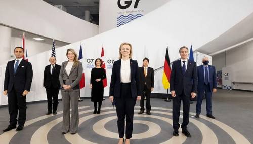 Članice G7 upozorile Rusiju na teške posljedice ako napadne Ukrajinu