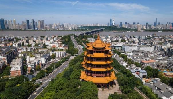 Članovi ekspertnog tima WHO-a po dolasku započeli karantin u Wuhanu
