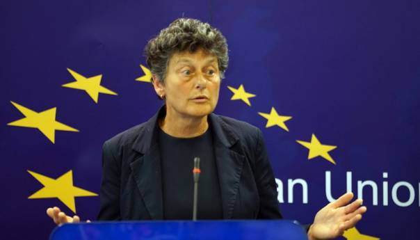 Članovi EP pozvali Von der Leyen da spriječi isplatu zamrznutih sredstava RS