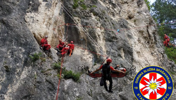 Članovi GSS izveli na Ozrenu i Špicastoj stijeni vježbu stijenskog spašavanja