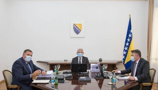 Članovi Predsjedništva BiH sa EU zvaničnicima u Briselu