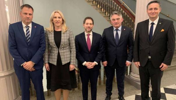 Članovi Predsjedništva s zvaničnicima SAD o situaciji u BiH