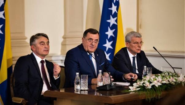 Zajednička izjava članova Predsjedništva: Pred nama su teški dani