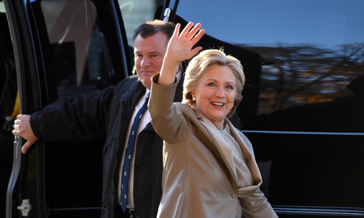 Clinton poručila demokratskim glasačima: Izaberite pobjednika