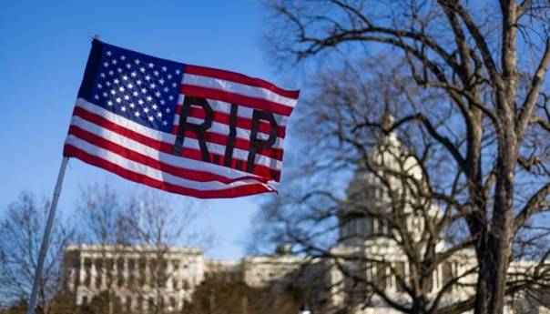 CNN: Amerika se sada suočava s 13 dana opasnosti