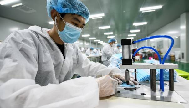 CNN: Kina pravila propuste na početku epidemije, prikazivala manje brojke