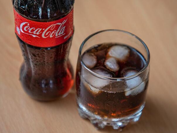 Coca Cola povukla 28 miliona boca iz prodaje u Austriji