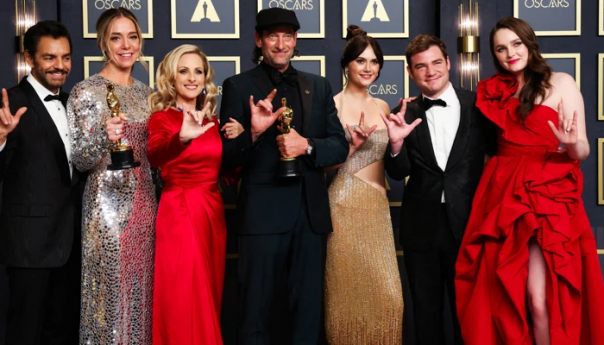 'CODA' najbolji film, Chastain i Smith najbolji glumci