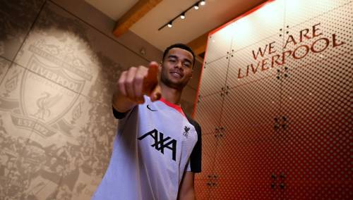 Cody Gakpo zvanično stigao na Anfield