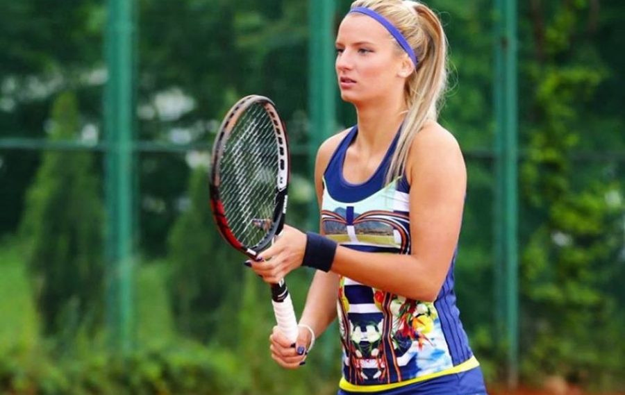 Collins među najboljih deset teniserki svijeta, Herdželaš napredovala