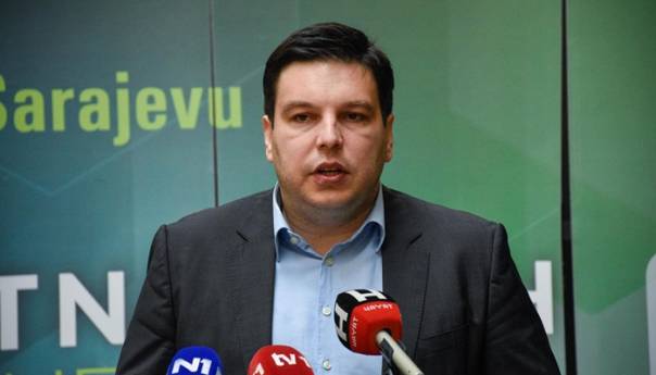 Čolpa: Komšić preko Begića sada optužuje i SAD da radi za Čovića