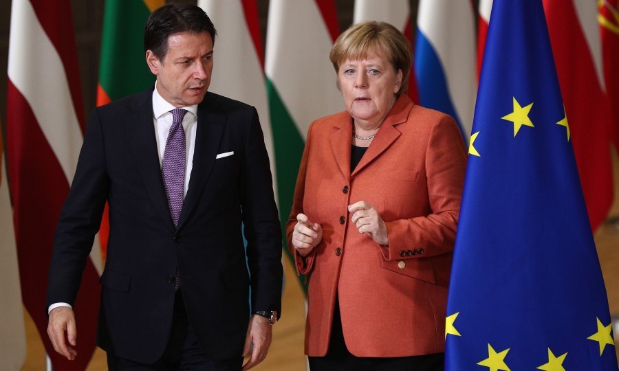 Conte: Ekonomski stimulans ne treba da nosi previše uslovljavanja