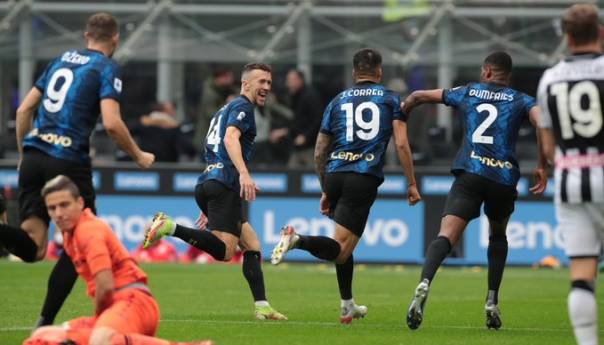 Correa dvostruki strijelac u trijumfu Intera, Džeko odigrao 80 minuta