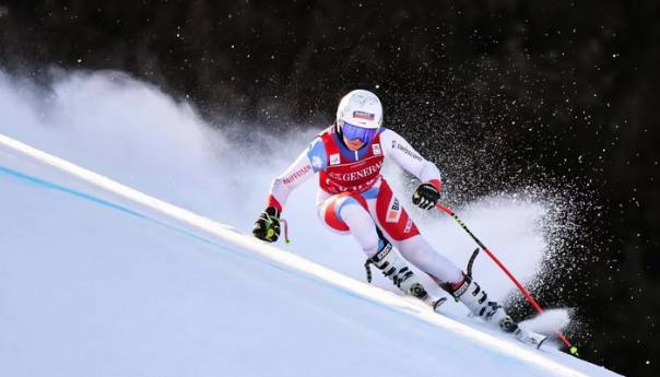 Corrine Suter slavila u superveleslalomu u Garmischu