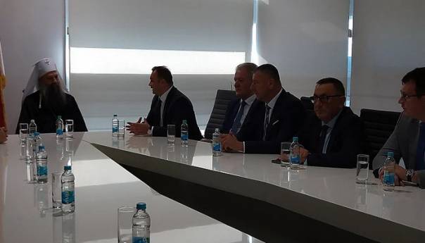 Ćosić: Dočekali smo najdražeg gosta - srpskog patrijarha