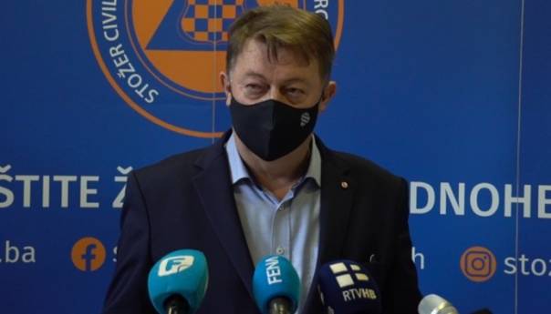 Ćosić: Nadamo se da će epidemiološke mjere usporiti širenja virusa