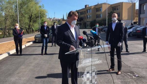 Ćosić najavio mjere gospodarskog oporavka, cilj očuvanje radnih mjesta