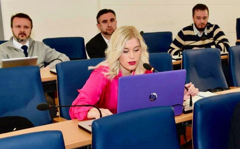 Ćosović: O Mandiću će građani uskoro reći svoje