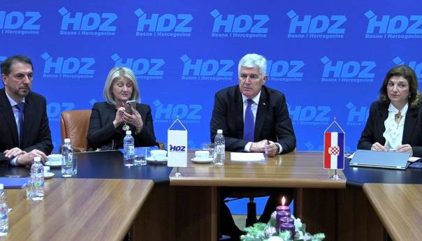 Čović: Broj delegata u Domu naroda neće uticati na koaliciju s Osmorkom