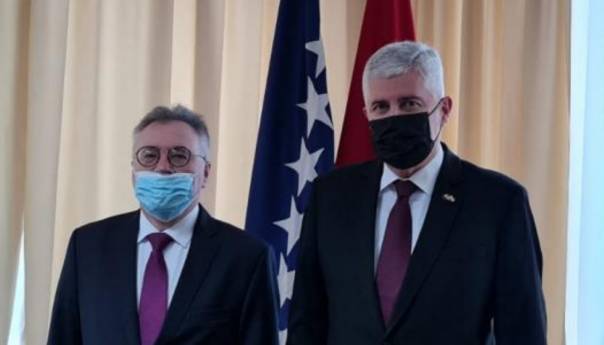 Čović i Kalabuhov saglasni o izmjeni Izbornog zakona