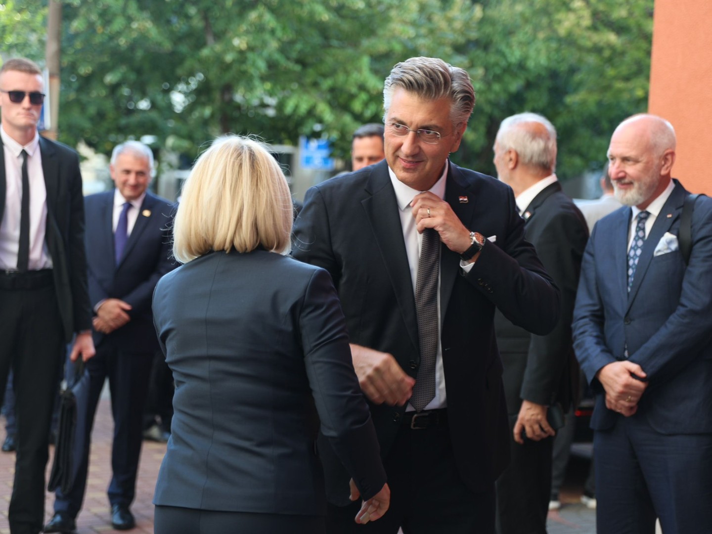 Čović i Plenković: Poštovati odluke institucija BiH, Dodik ih je sam priznao
