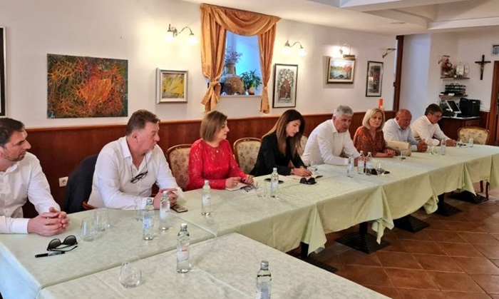 Čović i Plenković se sastali uoči otvaranja Pelješkog mosta