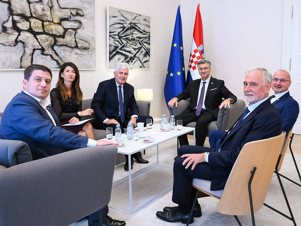 Čović i Plenković se susreli na Banskim dvorima, evo o čemu su pričali