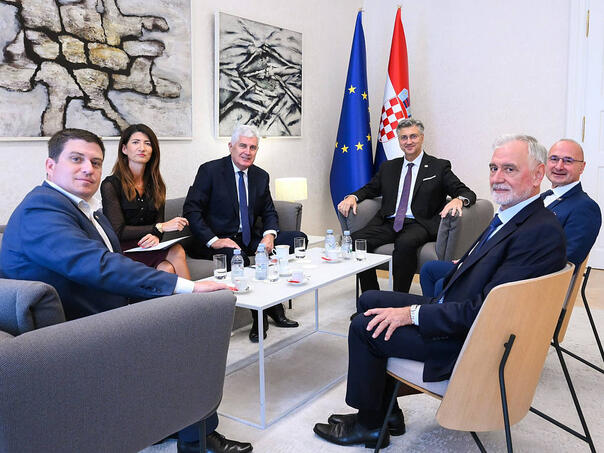 Čović i Plenković se susreli na Banskim dvorima, evo o čemu su pričali